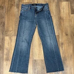 Liverpool Jeans, Women’s, The Crop Flare, in Denim Blue, EUC - Size 6/28☀️